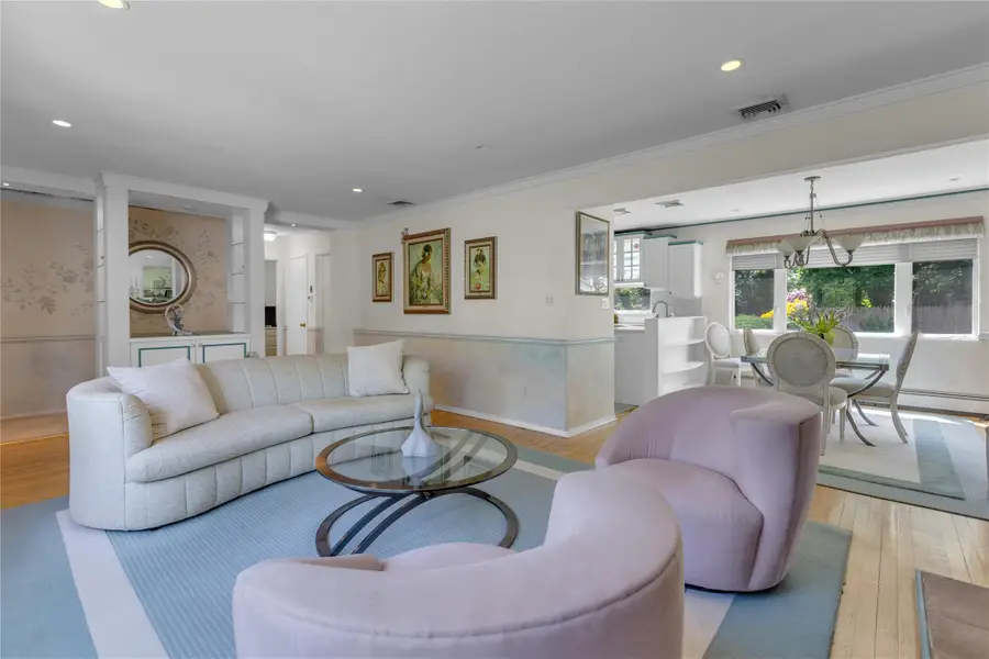 330 Scudder Avenue, Northport, NY 11768 - Image #3