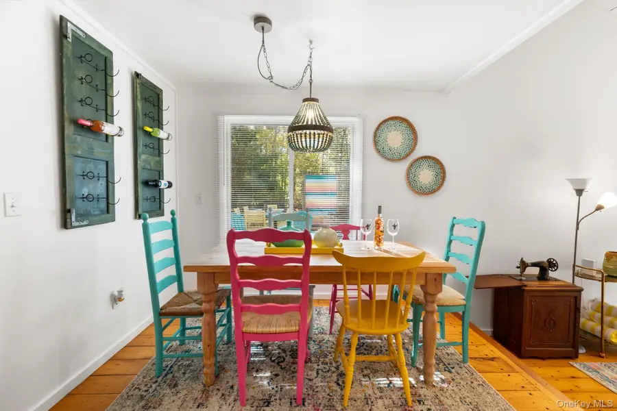 20 Norfolk Drive, Springs, NY 11937 - Image #2