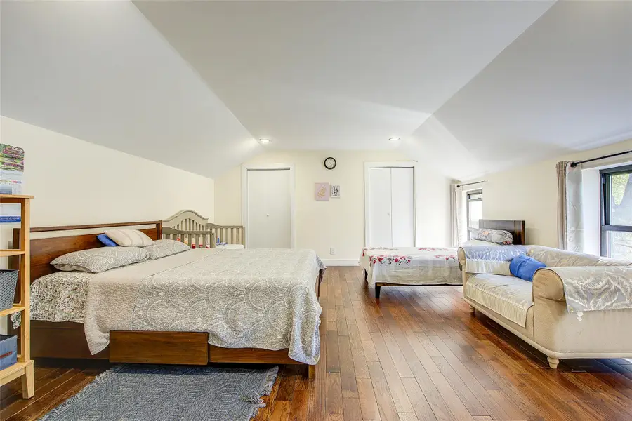 67 Brewster St, Staten Island, NY 10304 - Image #2