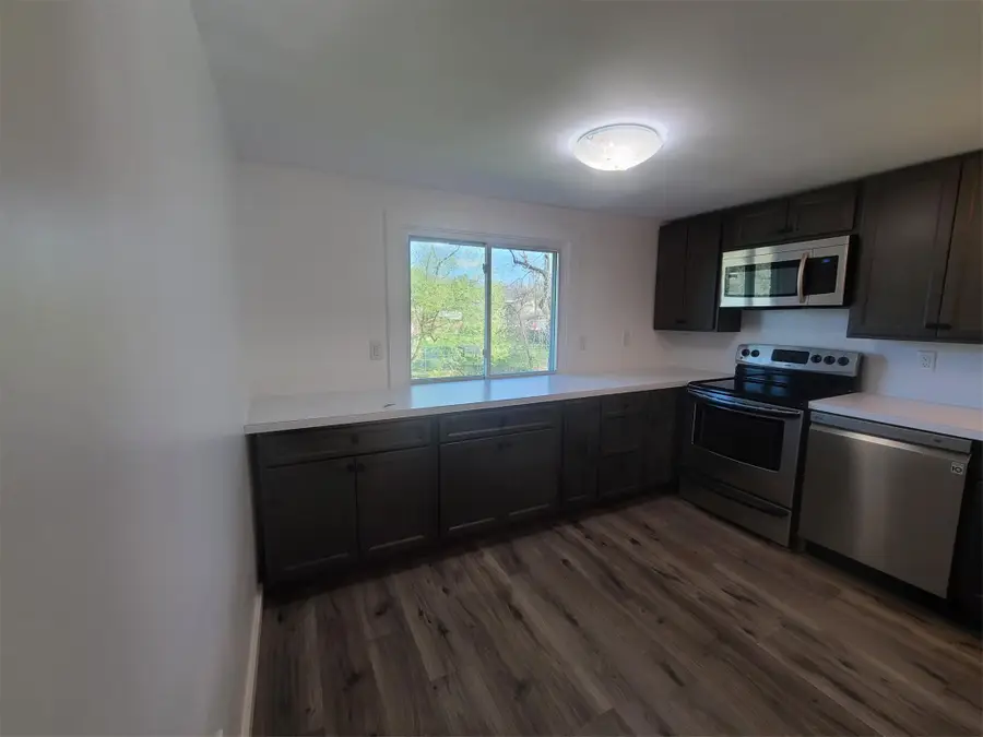 1404 Parr Lake Drive #14D, Newburgh, NY 12550 - Image #3