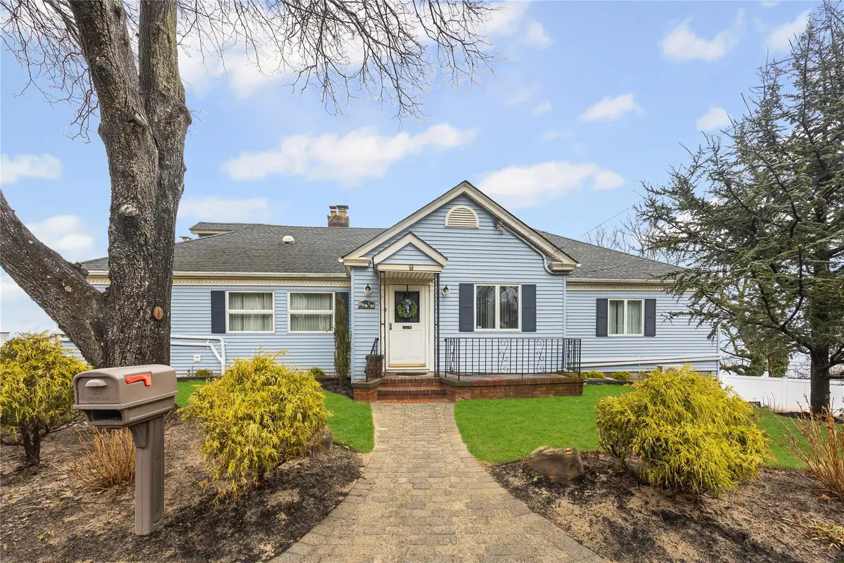 9 Shore Drive, Sound Beach, NY 11789 - Image #1