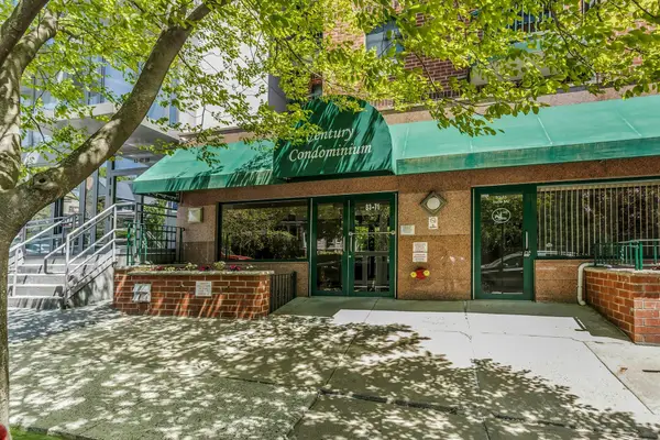 83-71 116 #4-B, Kew Gardens, NY 11418