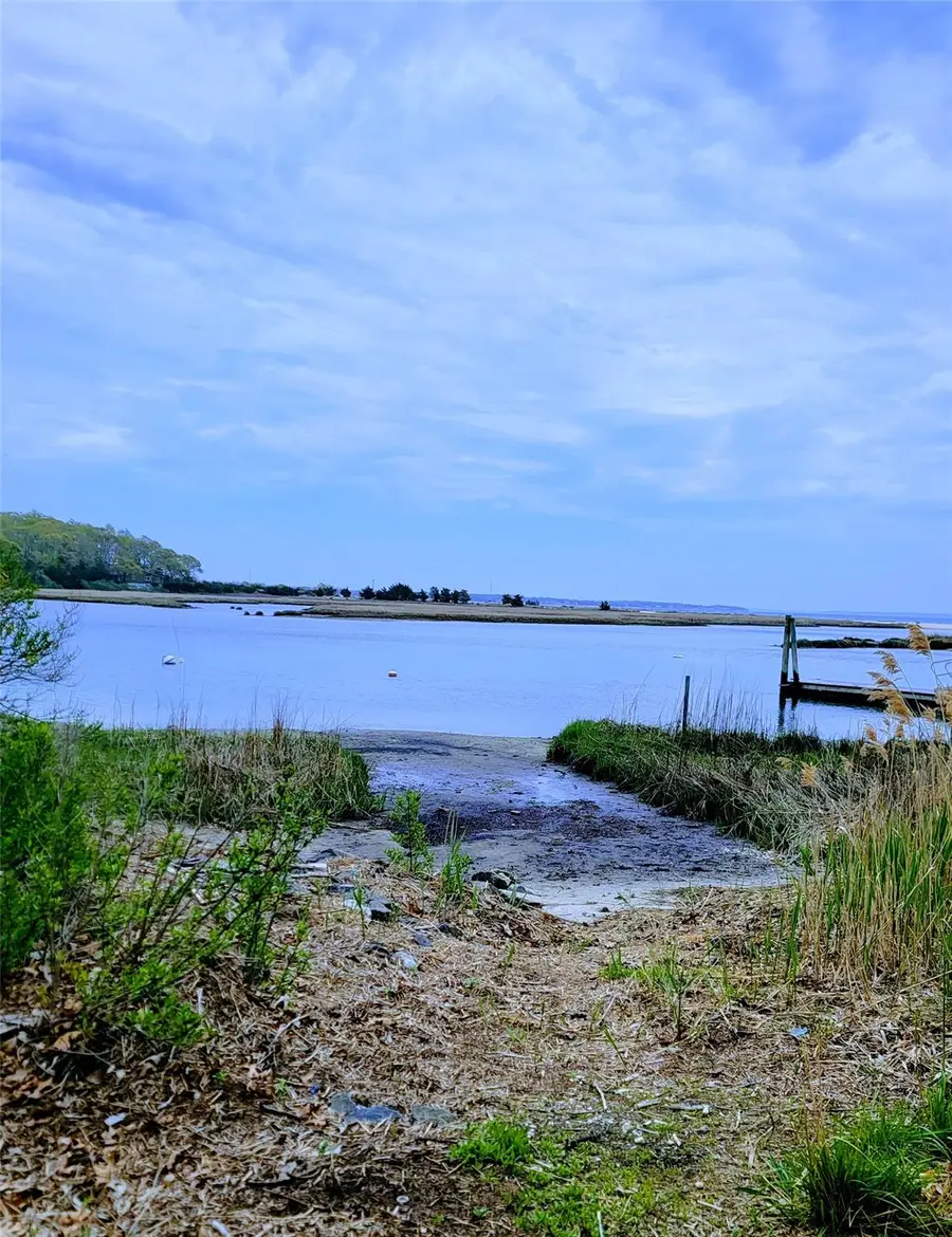 675 Pine Tree Road, Cutchogue, NY 11935 - Image #2