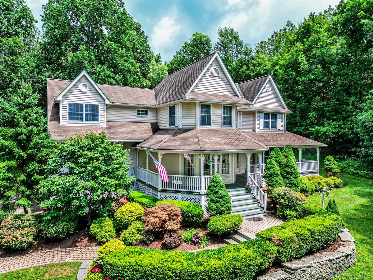 84 Meadow Ridge Road, Warwick, NY 10990 - Image #1