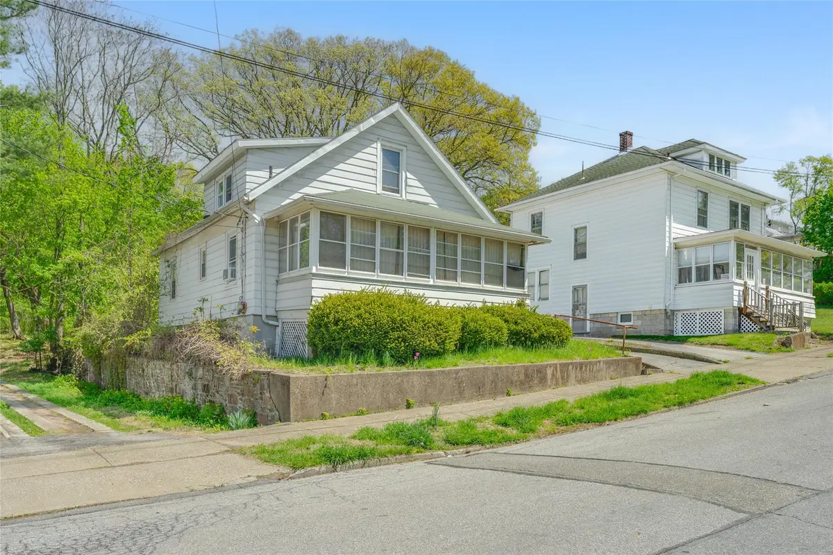 17 Lawrence Road, Poughkeepsie, NY 12601 - Image #1