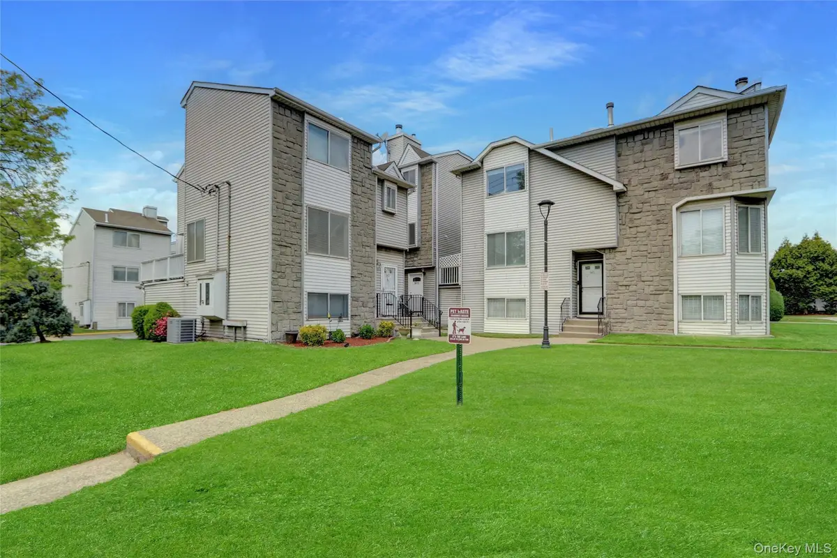 963 Goethals Road, Staten Island, NY 10303 - Image #1