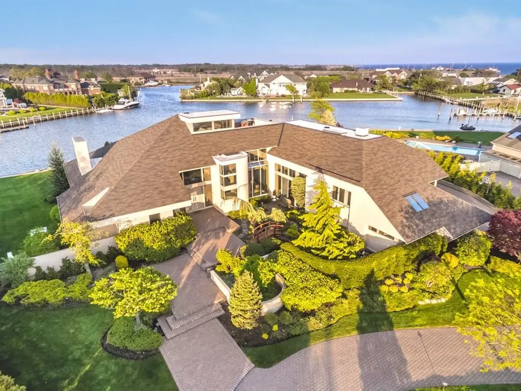 136 The Helm, East Islip, NY 11730 - Image #1