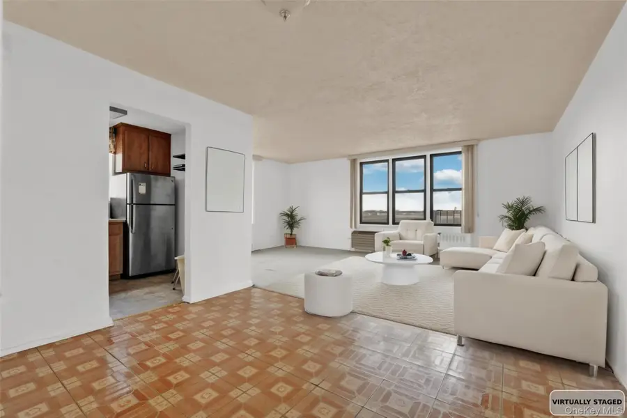 108-05 Astoria Boulevard #6A, East Elmhurst, NY 11369 - Image #2