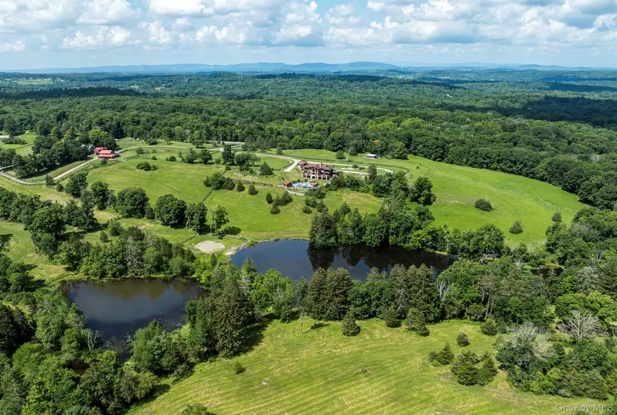 165 Drake Road, Pleasant Valley, NY 12569 - Image #3