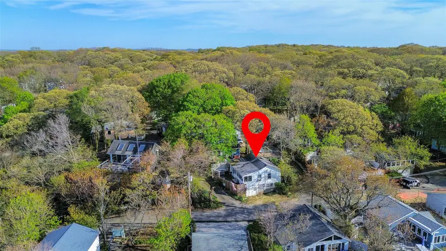 31 Beach Hill Drive, Baiting Hollow, NY 11933 - Image #2