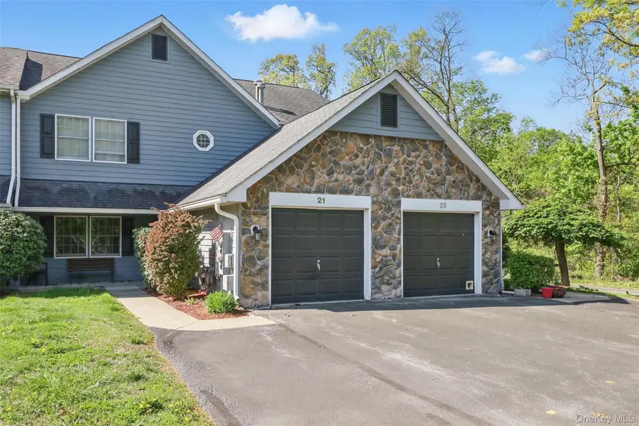 21 Lamplight Street, Beacon, NY 12508 - Image #2