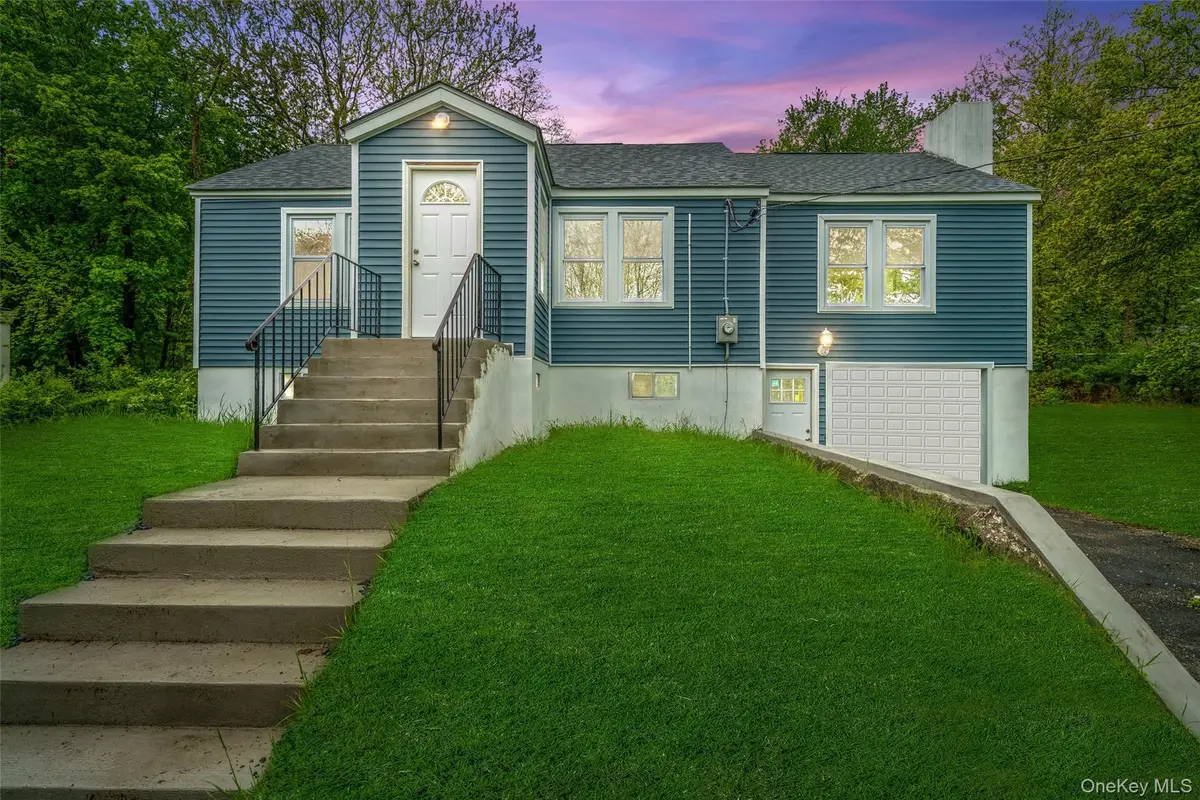 15 Riley Road, New Windsor, NY 12553 - Image #1