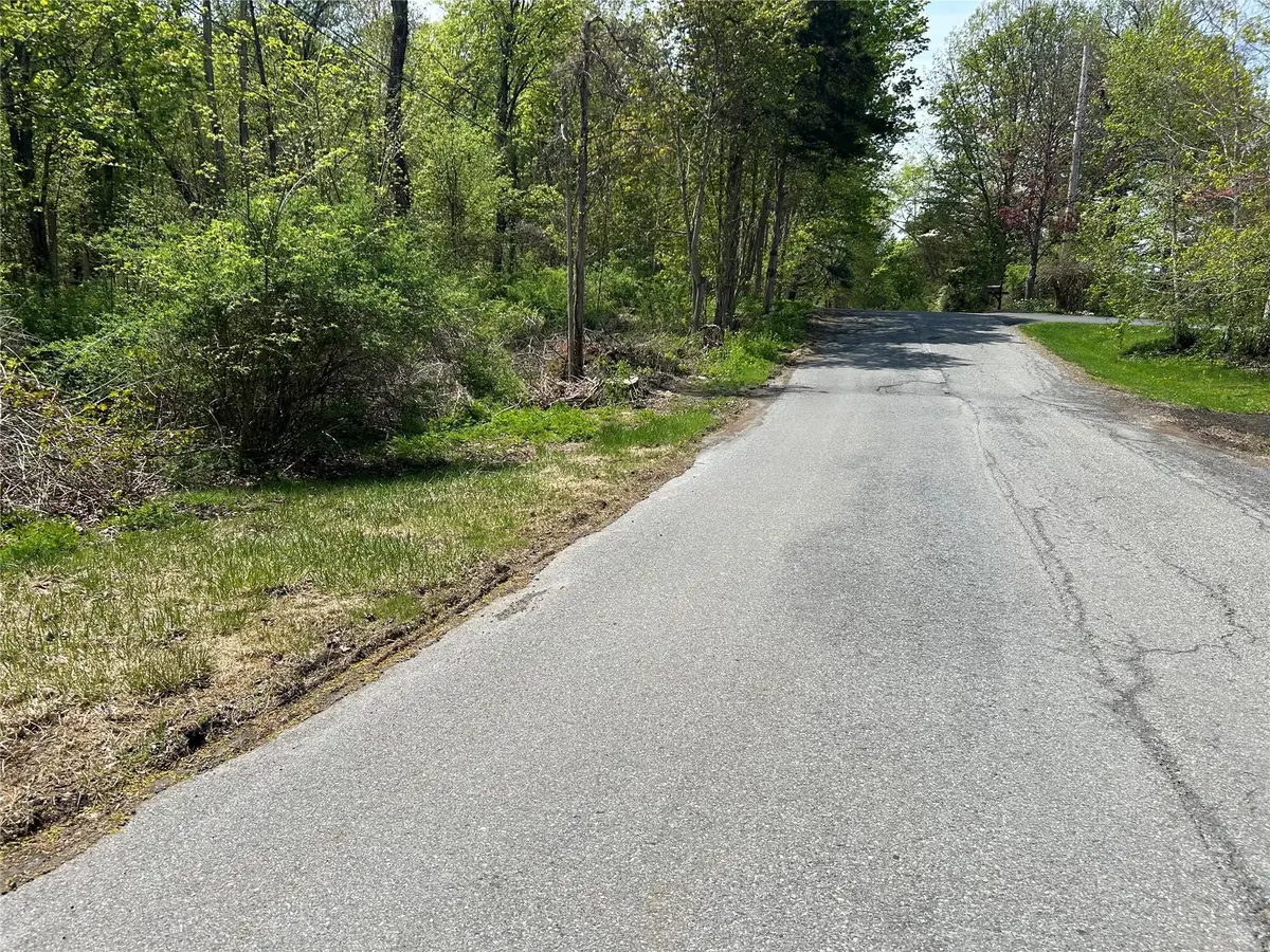 19 S Cross Road, Hyde Park Town, NY 12580 - Image #1