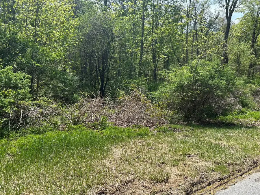 19 S Cross Road, Hyde Park Town, NY 12580 - Image #2