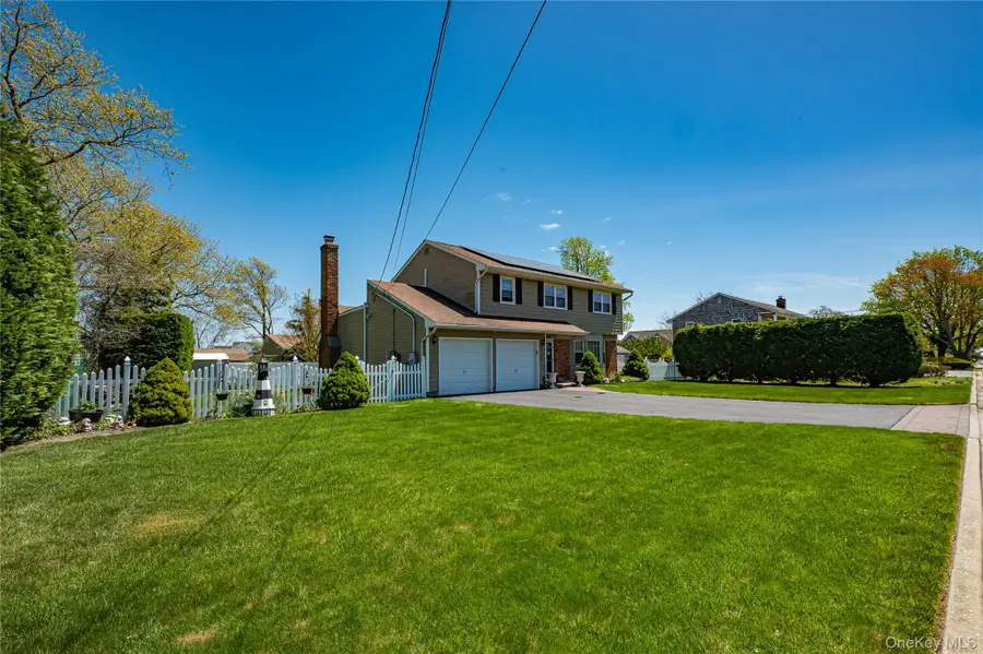 20 Bayview Road, Amityville, NY 11701 - Image #2