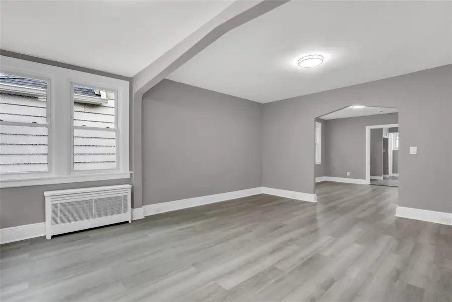 62-22 80th Road, Glendale, NY 11385 - Image #2