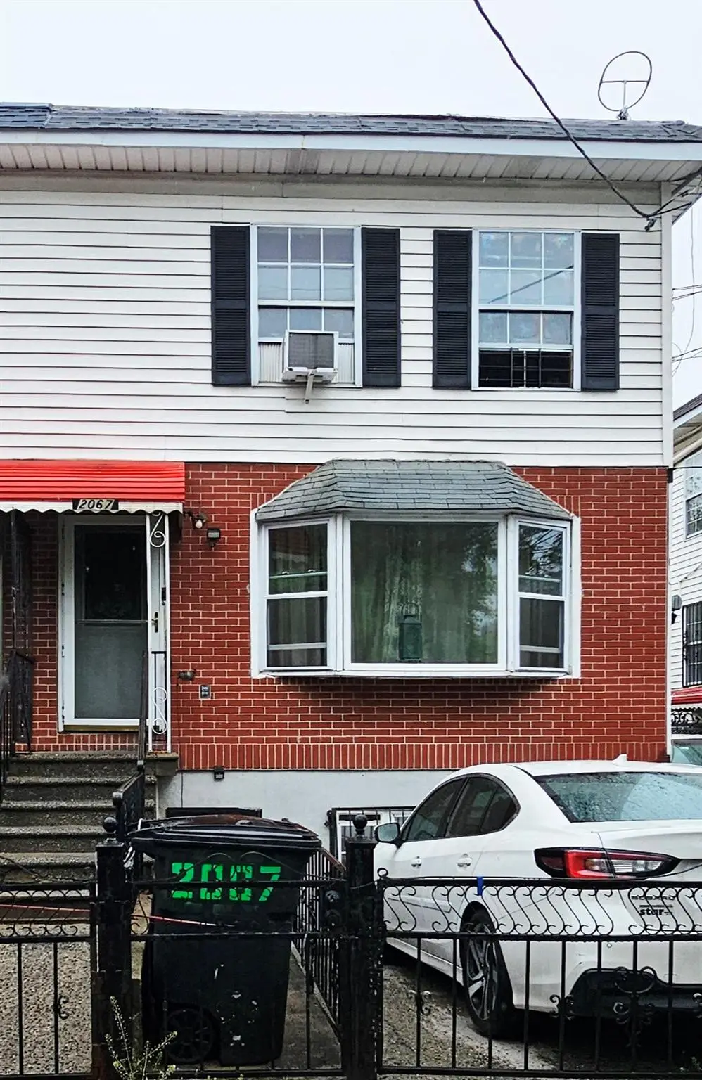 2067 Seward Avenue, Bronx, NY 10473 - Image #1