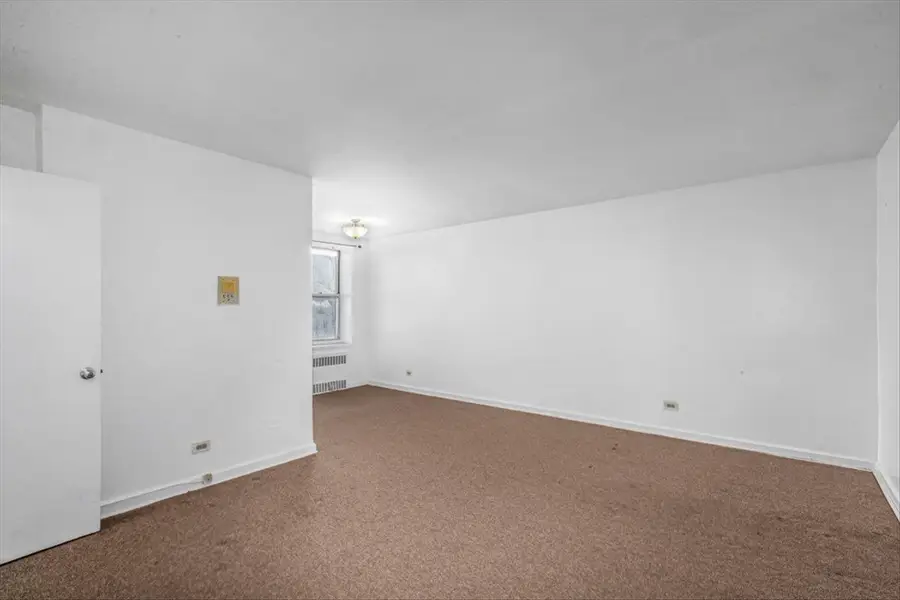 67-30 Clyde Street #7S, Forest Hills, NY 11375 - Image #3