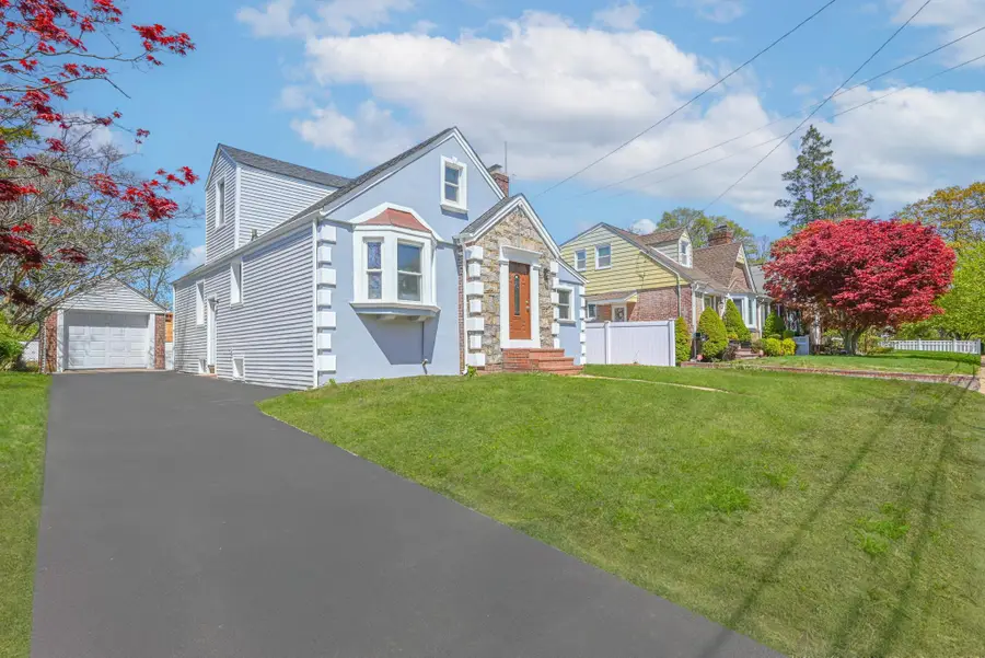 49 Carol Street, West Hempstead, NY 11552 - Image #2