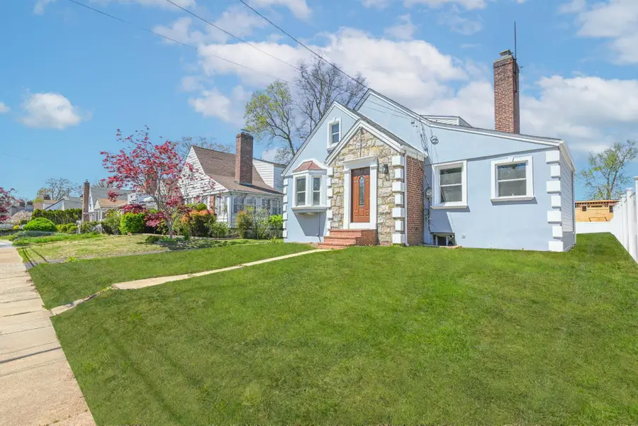 49 Carol Street, West Hempstead, NY 11552 - Image #3