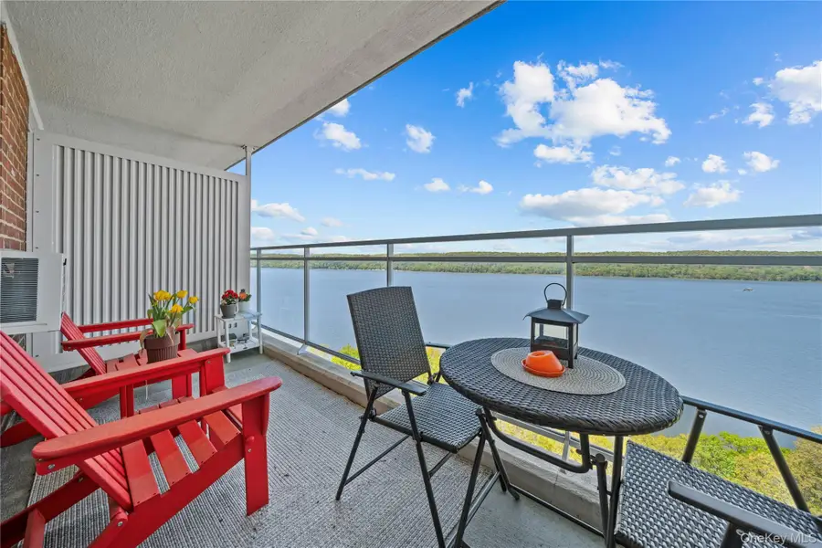 2575 Palisade Ave Avenue #11E, Bronx, NY 10463 - Image #2