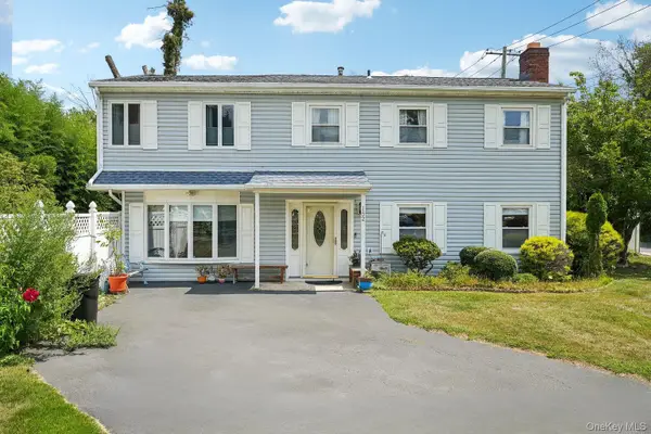 152 Lake Road, Valley Cottage, NY 10989