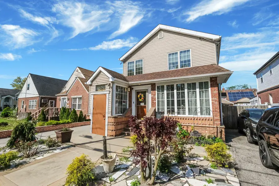 11538 238th Street, Elmont, NY 11003 - #2