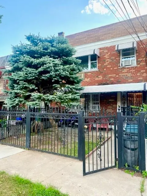3231 Grace Avenue, Bronx, NY 10469 - Image #1