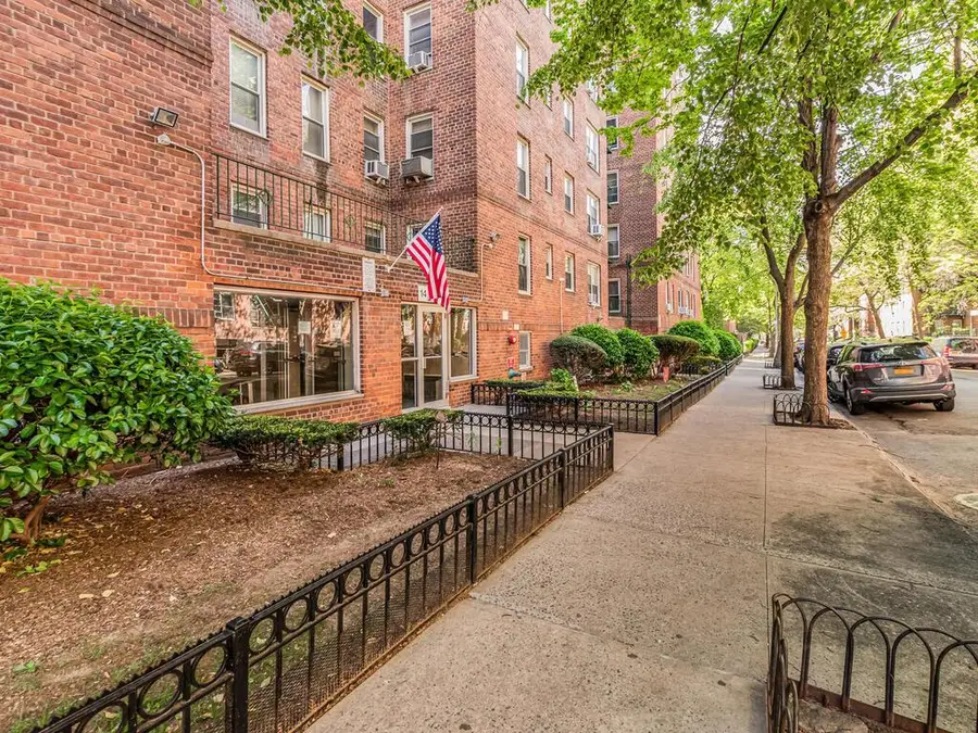 1475 Thieriot Avenue #5N, Bronx, NY 10460 - Image #2