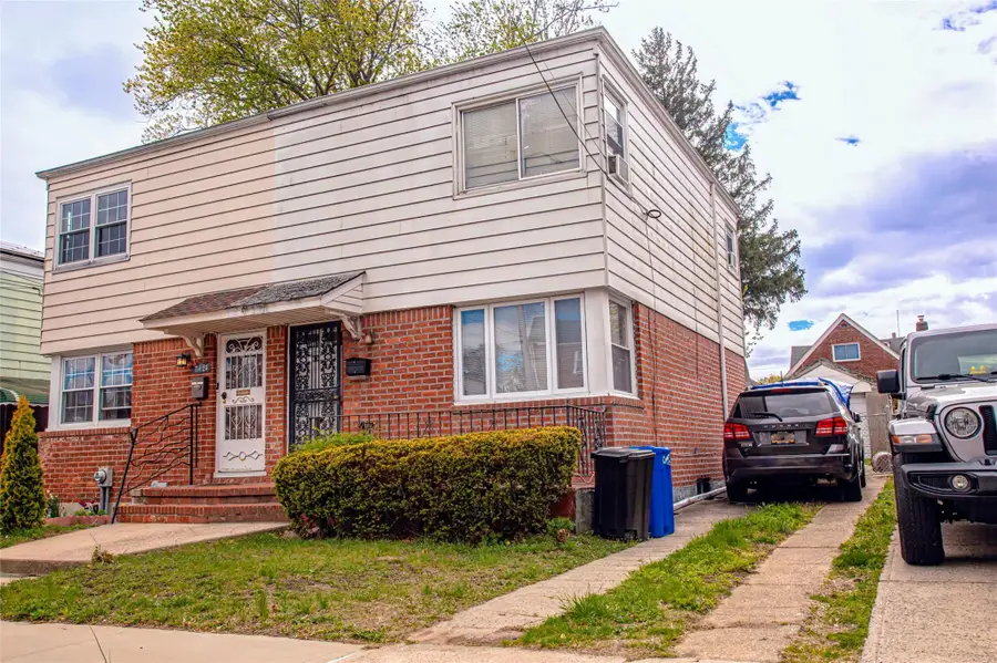 114-22 197 Street, Saint Albans, NY 11412 - Image #2