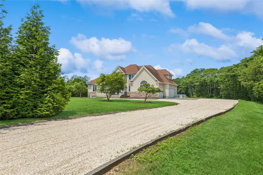 1465 Ackerly Pond Lane, Southold, NY 11971 - Image #2