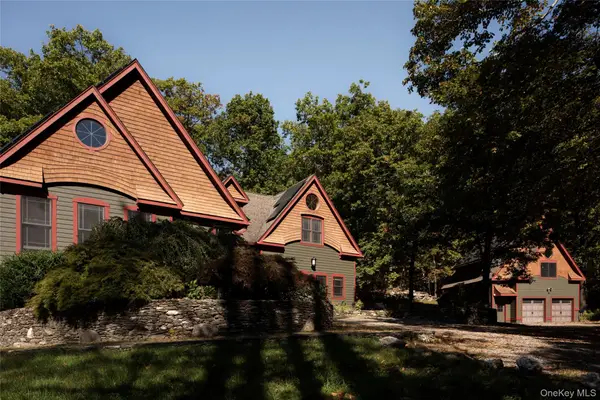 15 Old Farm Road, Rhinebeck, NY 12572