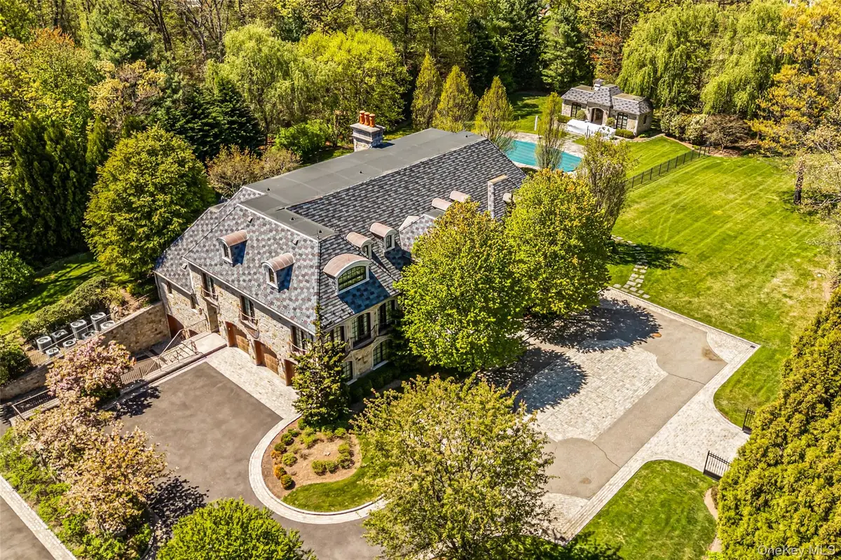 167 Brookville Road, Brookville, NY 11545 - Image #1