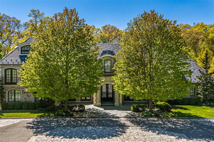 167 Brookville Road, Brookville, NY 11545 - Image #2