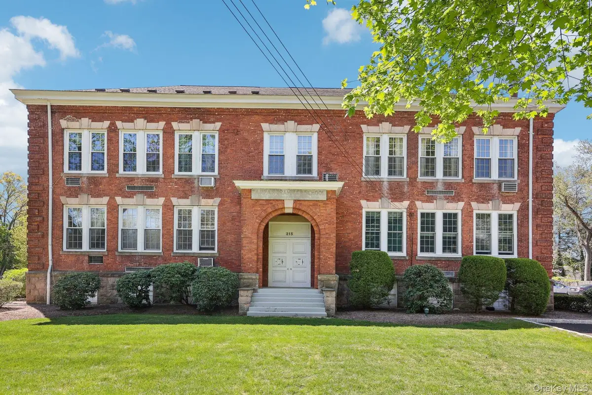 215 Washington Street #19, Tappan, NY 10983 - Image #1