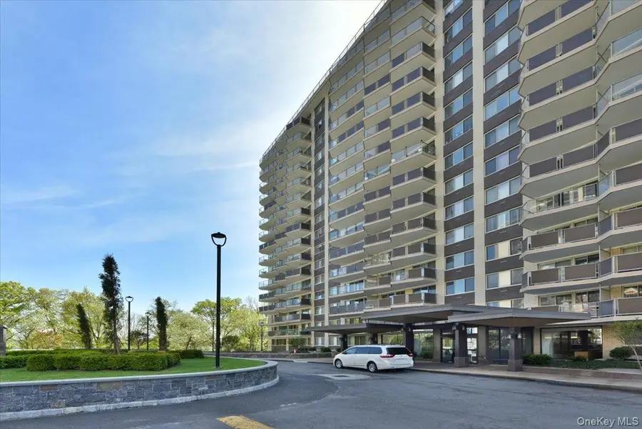 18-15 215th Street #4L, Bayside, NY 11360 - Image #2