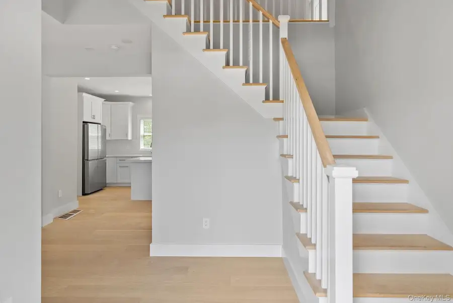 7 Fanning Avenue, Hampton Bays, NY 11946 - Image #2