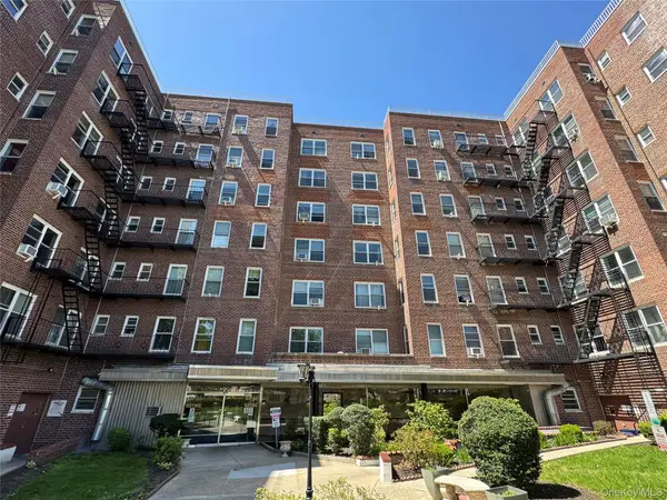84-50 169th Street #610, Jamaica, NY 11432