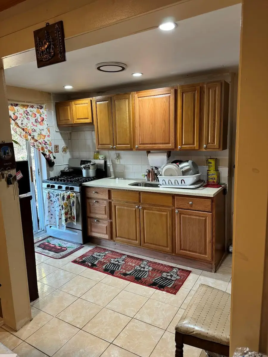 11480 226th Street, Cambria Heights, NY 11411 - Image #3