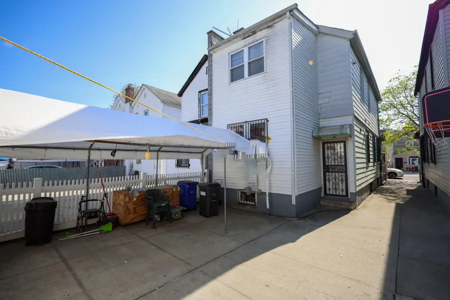 101-23 126th St, South Richmond Hill, NY 11419 - Image #2