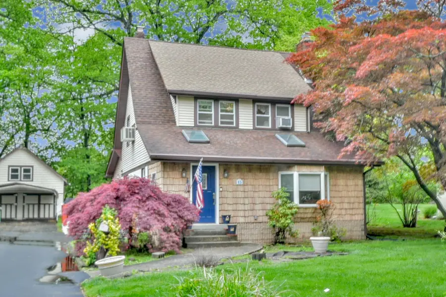 15 Hillside Avenue, Suffern, NY 10901 - Image #2