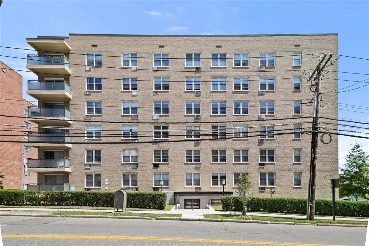 377 Westchester Avenue #6C, Port Chester, NY 10573 - #1