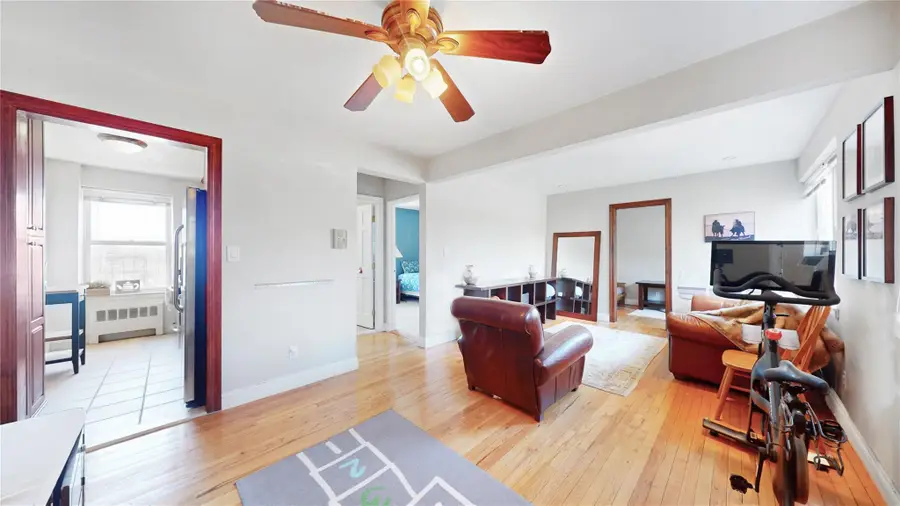 138-25 68 Drive #3D, Flushing, NY 11367 - Image #3