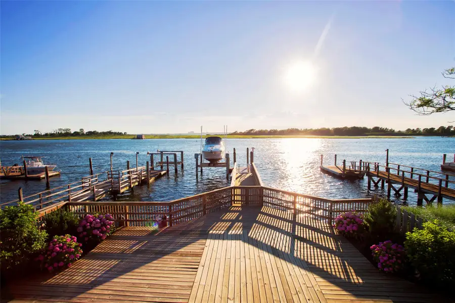 208 Block Lane, Harbor Isle, NY 11558 - Image #3