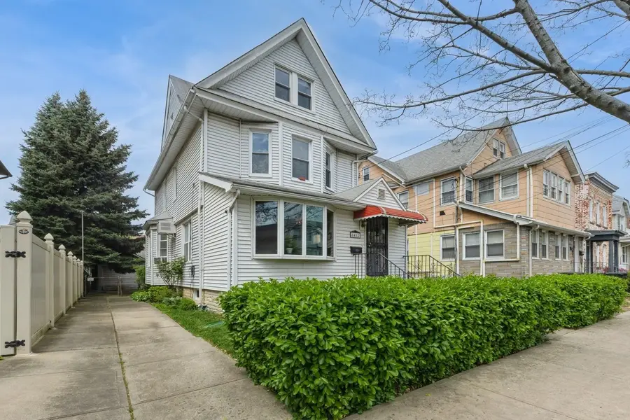 84-52 123 Street, Kew Gardens, NY 11415 - Image #2