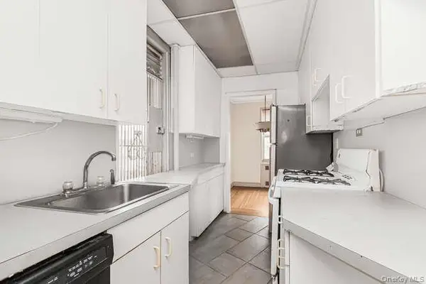 2600 Henry Hudson Parkway #5D, Bronx, NY 10463