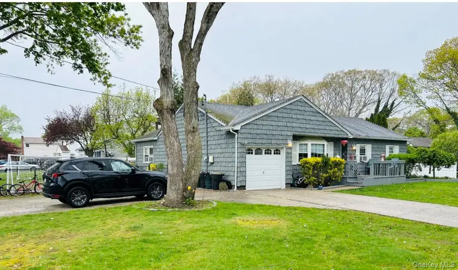 2020 Julia Goldbach Avenue, Ronkonkoma, NY 11779 - Image #2