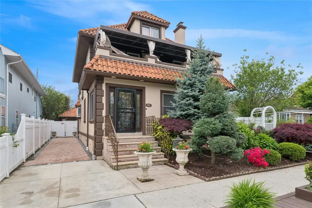 462 W Beech Street, Long Beach, NY 11561 - Image #1