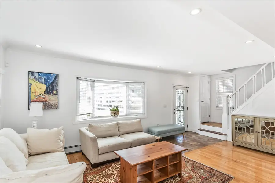 8919 205th Street, Hollis, NY 11423 - Image #2