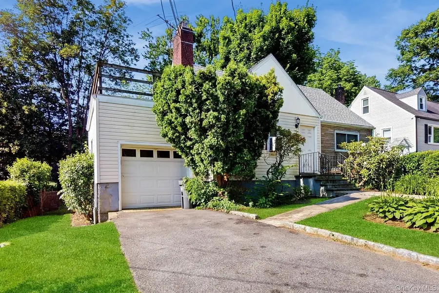 42 Juniper Hill Road, White Plains, NY 10607 - Image #2